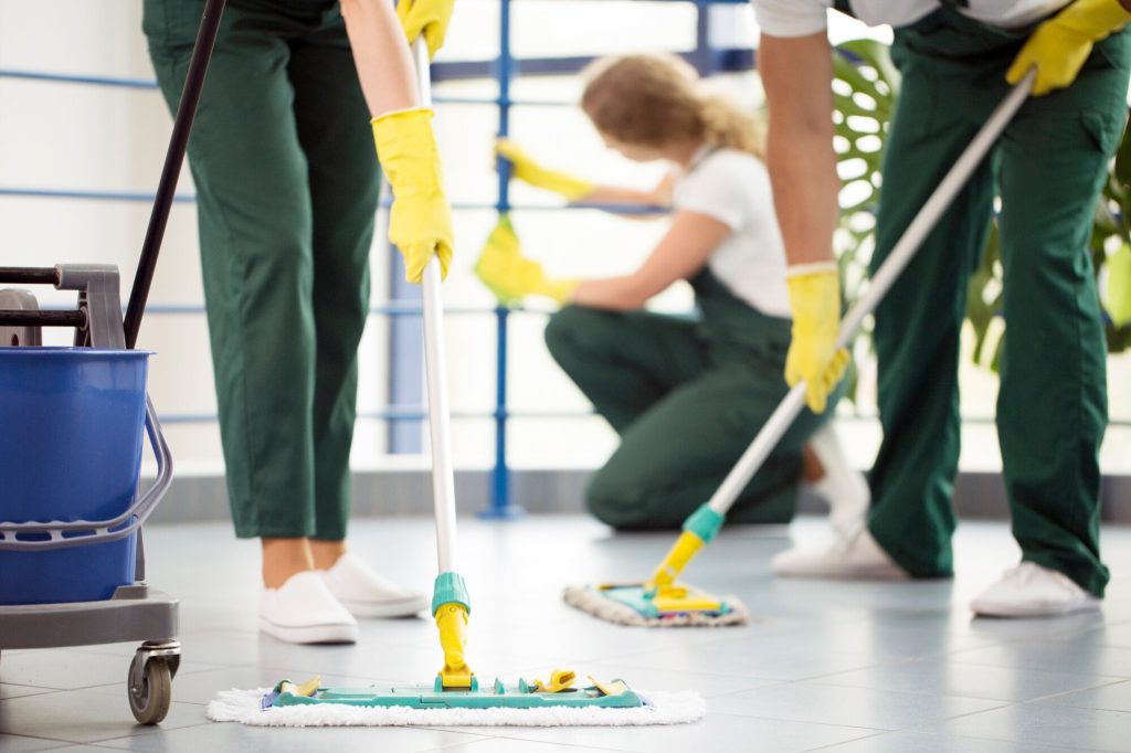 Cleaning, Staging